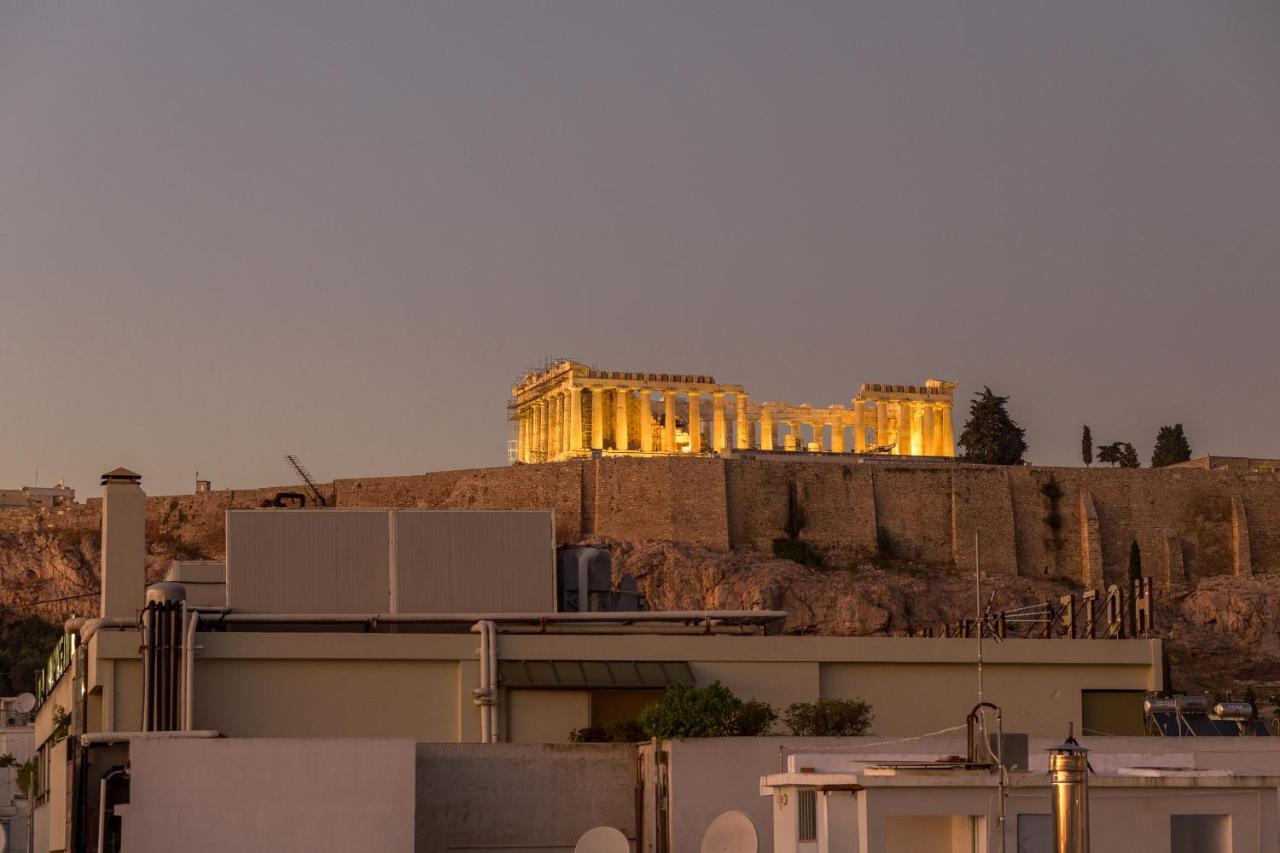 Minimal Apartment On The Shadow Of The Acropolis أثينا المظهر الخارجي الصورة