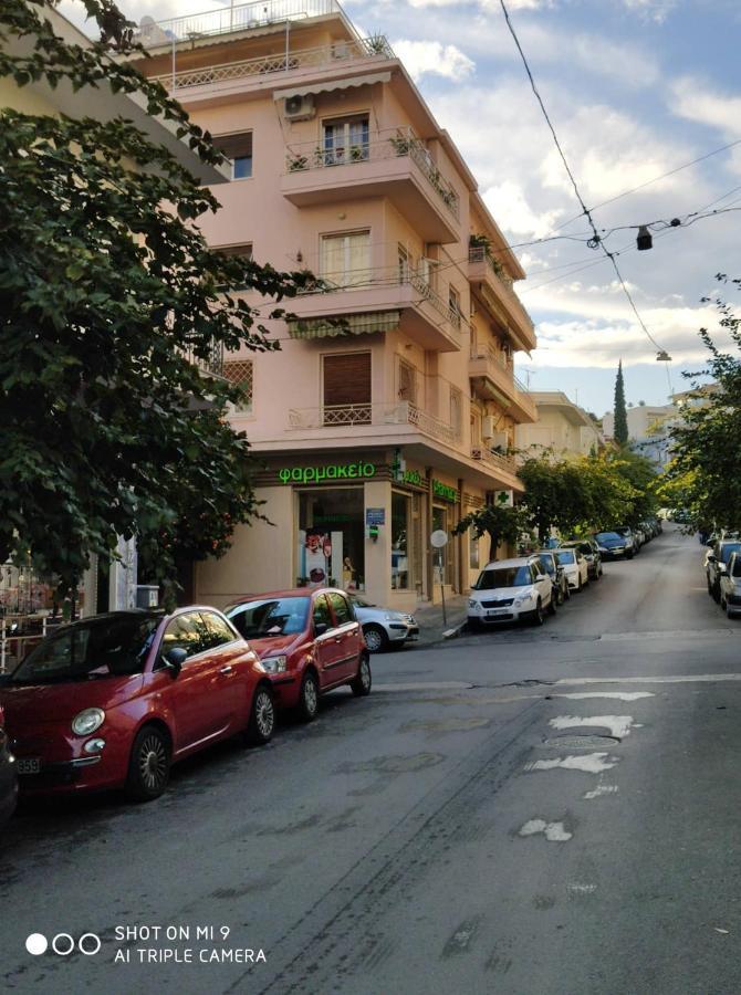 Minimal Apartment On The Shadow Of The Acropolis أثينا المظهر الخارجي الصورة